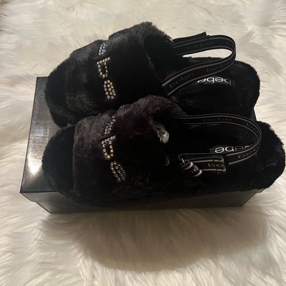 New Women Furry Slides Size 9 - Picture 3 of 3